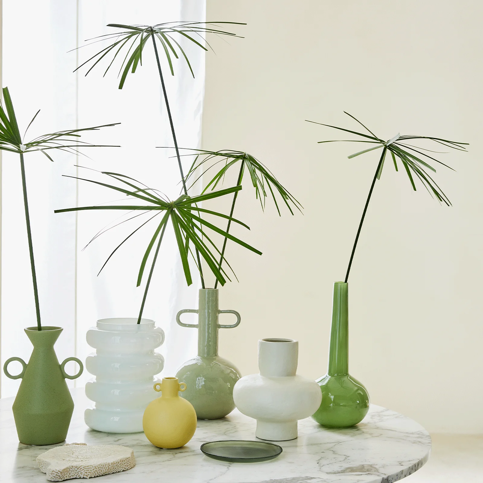 Big White Groovy Bulb Vase - Image 3