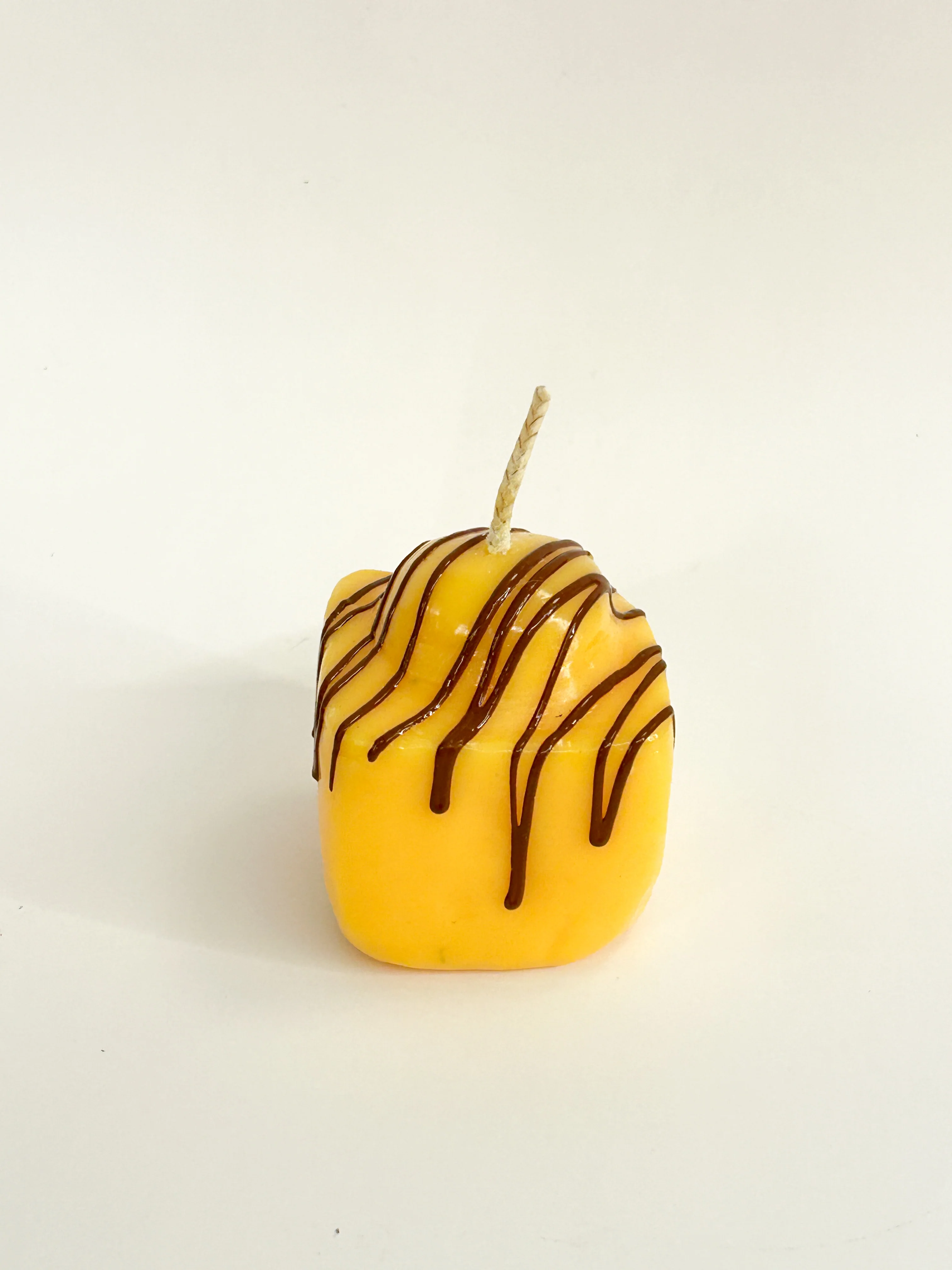 French Fancy Cake Candle - Pink or Yellow. - Image 2
