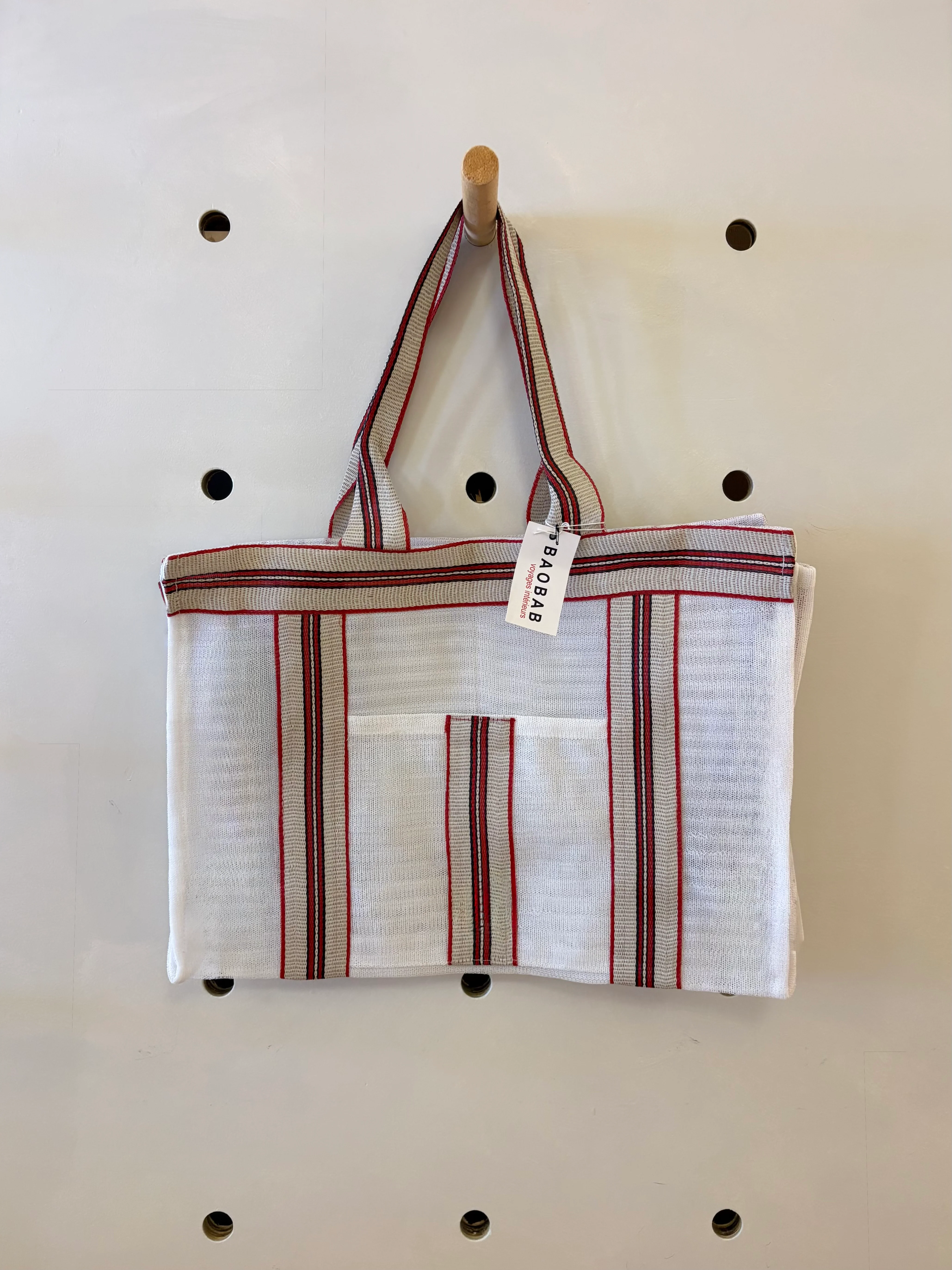 Large Recycled Nylon Beach Bag - Image 5