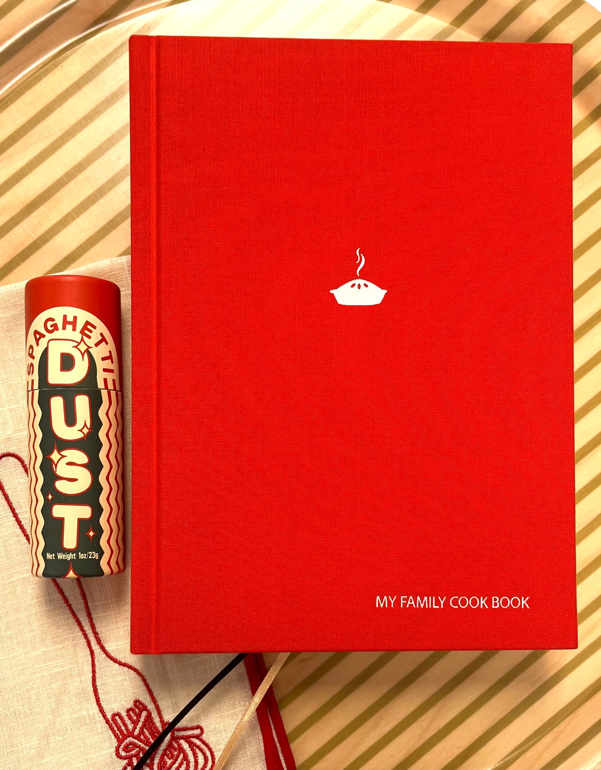 My Family Cookbook - Blank Cookbook For Family Recipes