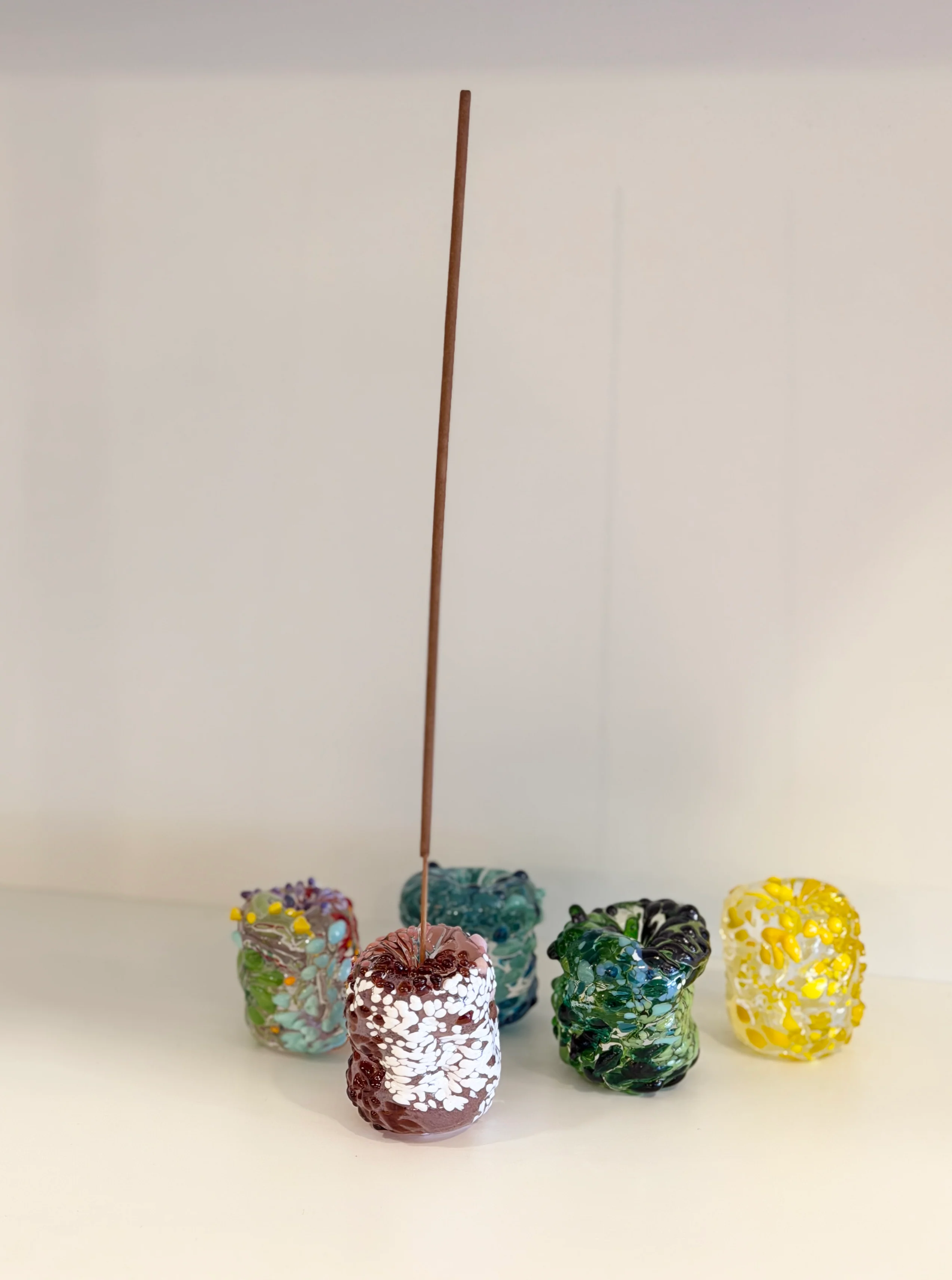 Pebble Incense holder - various colours - Image 2