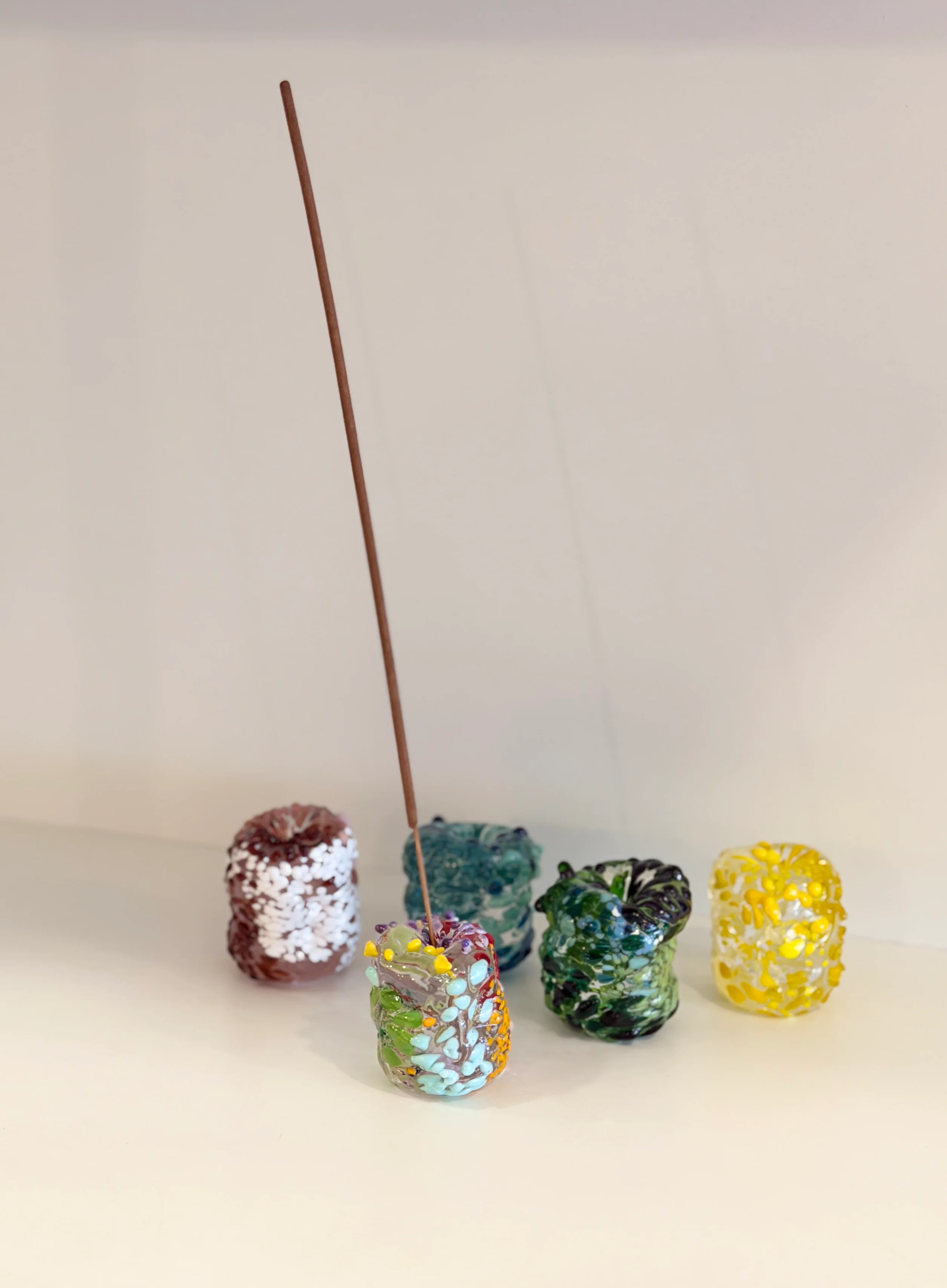 Pebble Incense holder - various colours - Image 3
