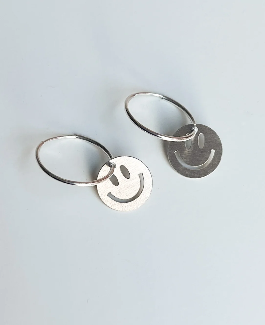 Smiley earrings - Image 7