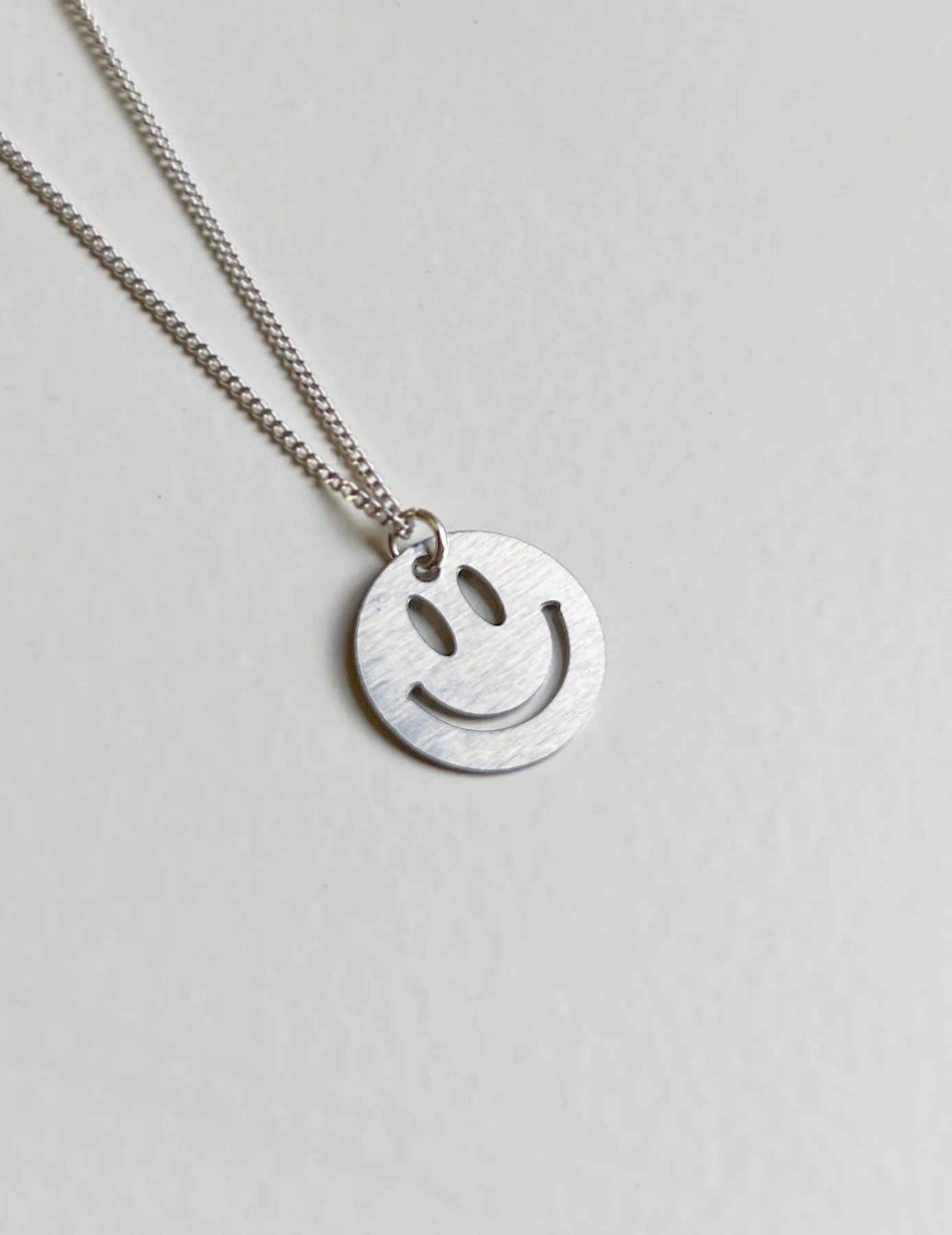 Smiley necklace - Image 8